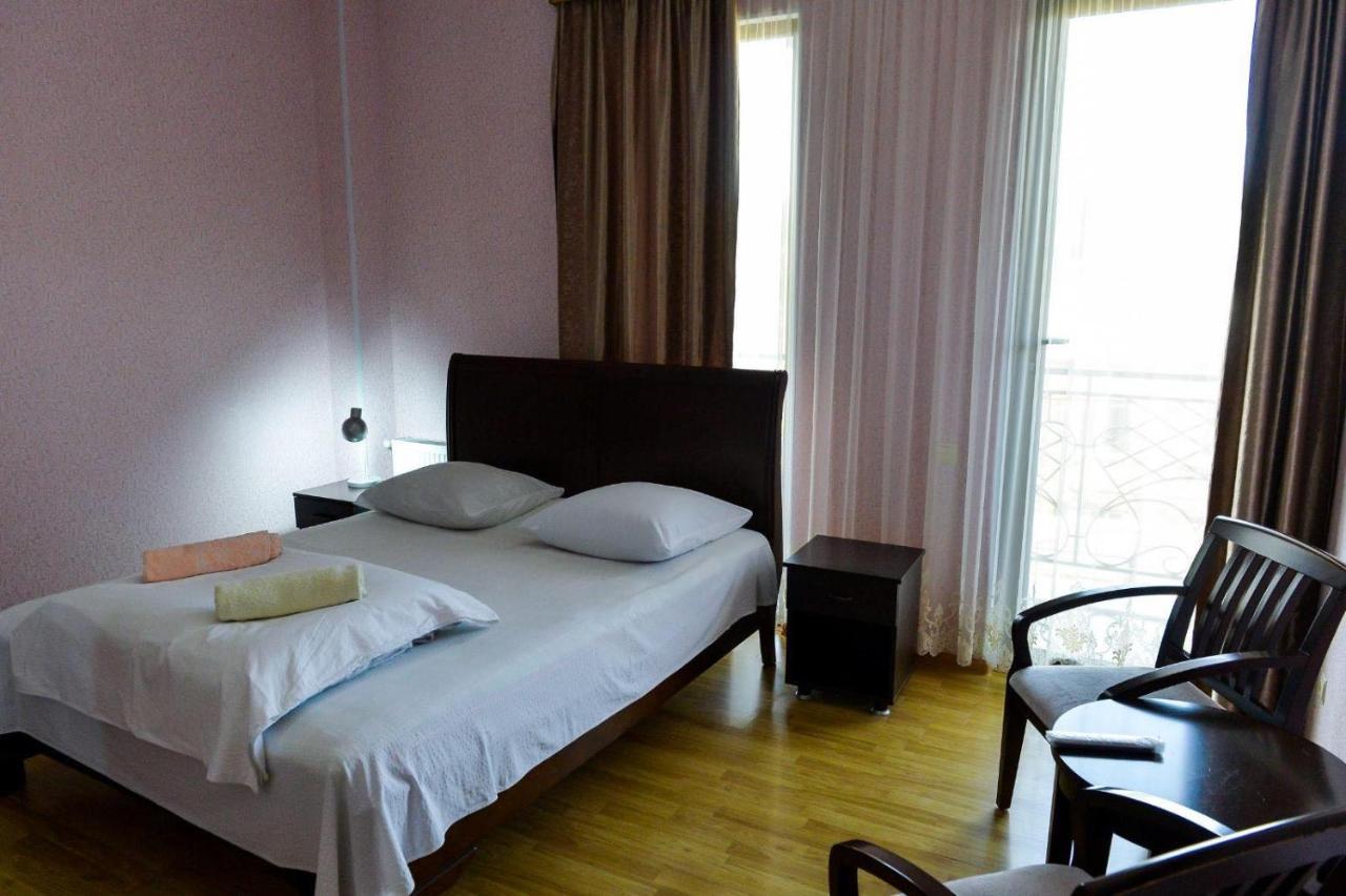 Guest House Tasunia Kutaisi Luaran gambar