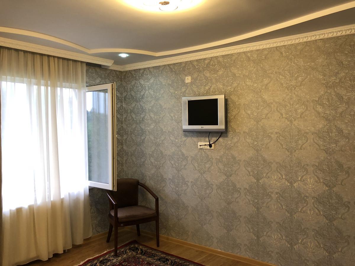 Guest House Tasunia Kutaisi Luaran gambar